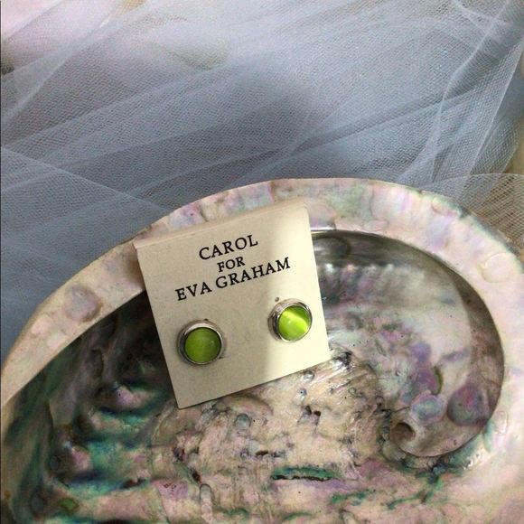 Vintage Carol For Eva Graham Stud Pierced Earrings Silver & Green Round - Picture 2 of 13